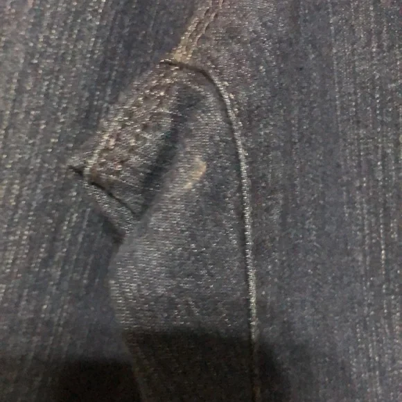 Gloria Vanderbilt Skimmer Capri Jeans with belt - Picture 6 of 6